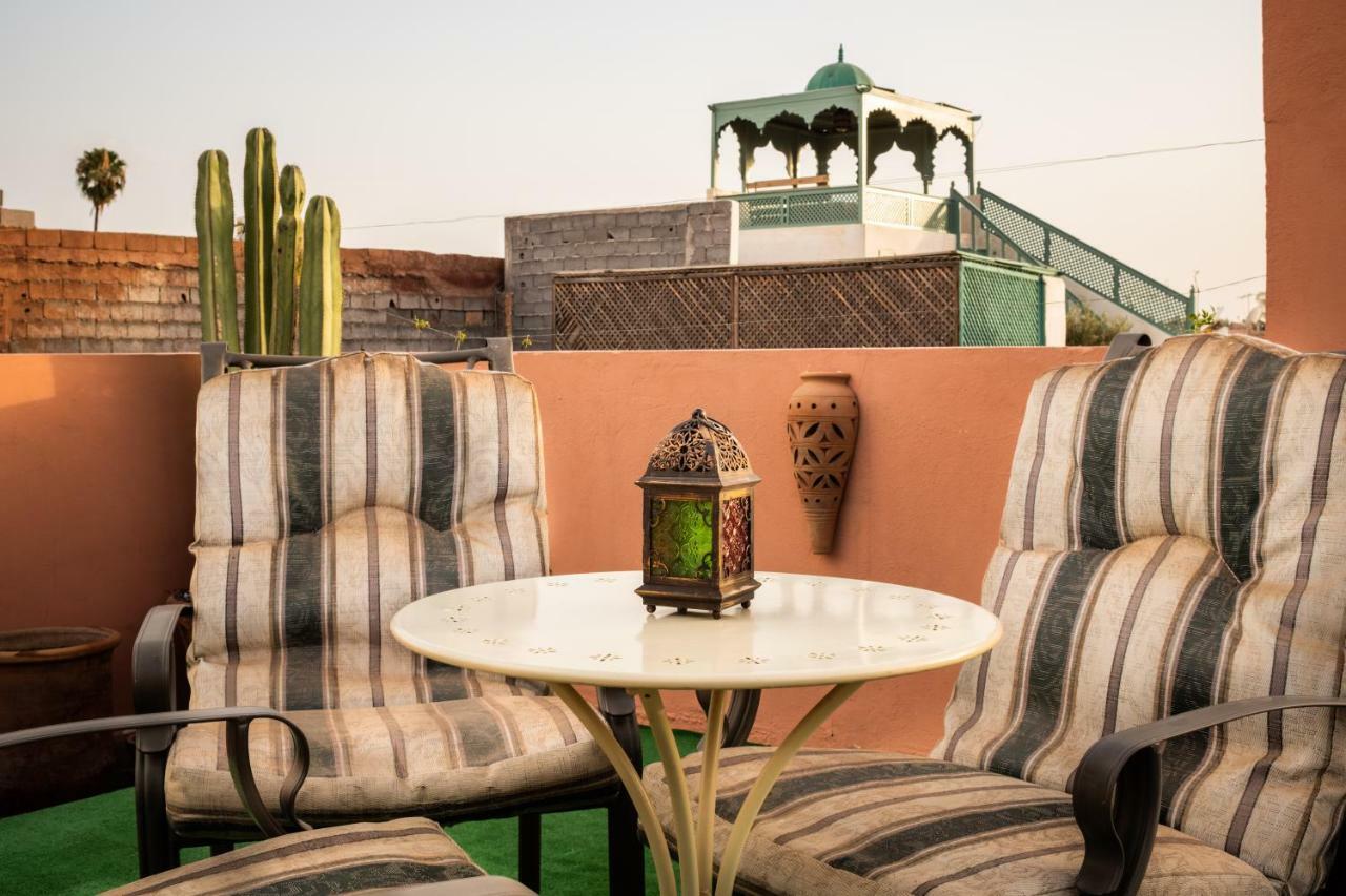 马拉喀什 里亚德阿斯科纳摩洛哥传统庭院住宅酒店 外观 照片